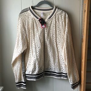 *NWT XHILARATION Beige Unisex Eyelet Women’s size XXL Bomber Jacket